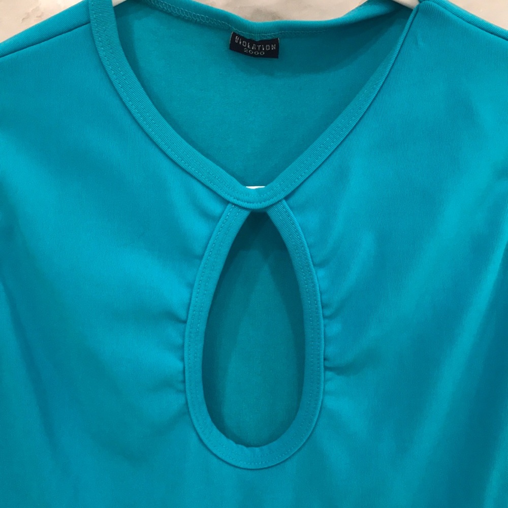 Turquoise Sleeveless KeyholeFront Top - Picture 2 of 3